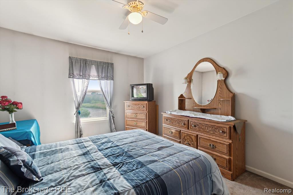 4104 Pond Run Canton, MI 48188 - Photo 8 of 50 Gallery Image 8