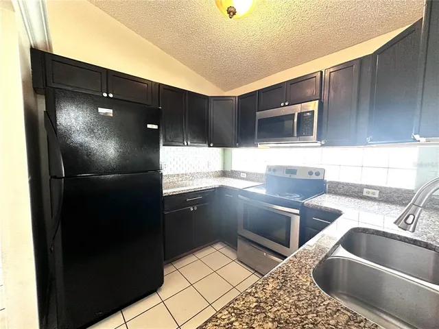$1,899 | 9606 Chandon Drive, Orlando, FL 32825