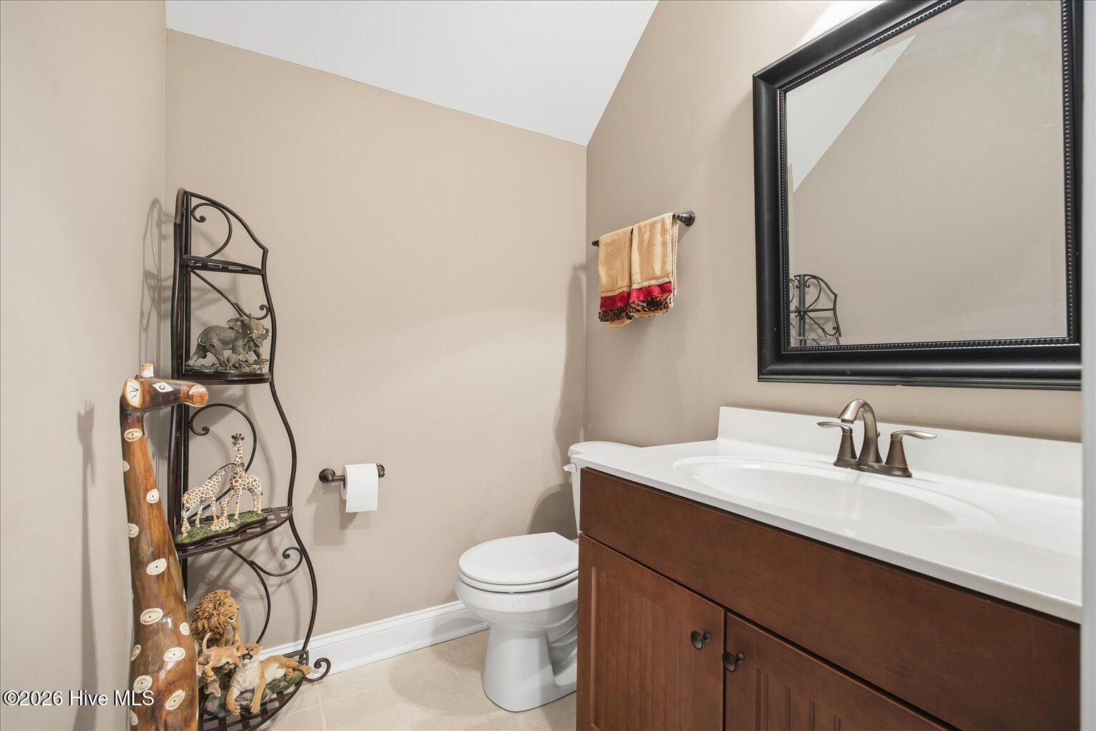 9283 Oldfield Road Calabash, NC 28467 - Photo 32 of 51 1/2 Bath upstairs