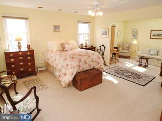 732 Knight Road Blue Bell, PA 19422 - Photo 5 of 6 Gallery Image 5