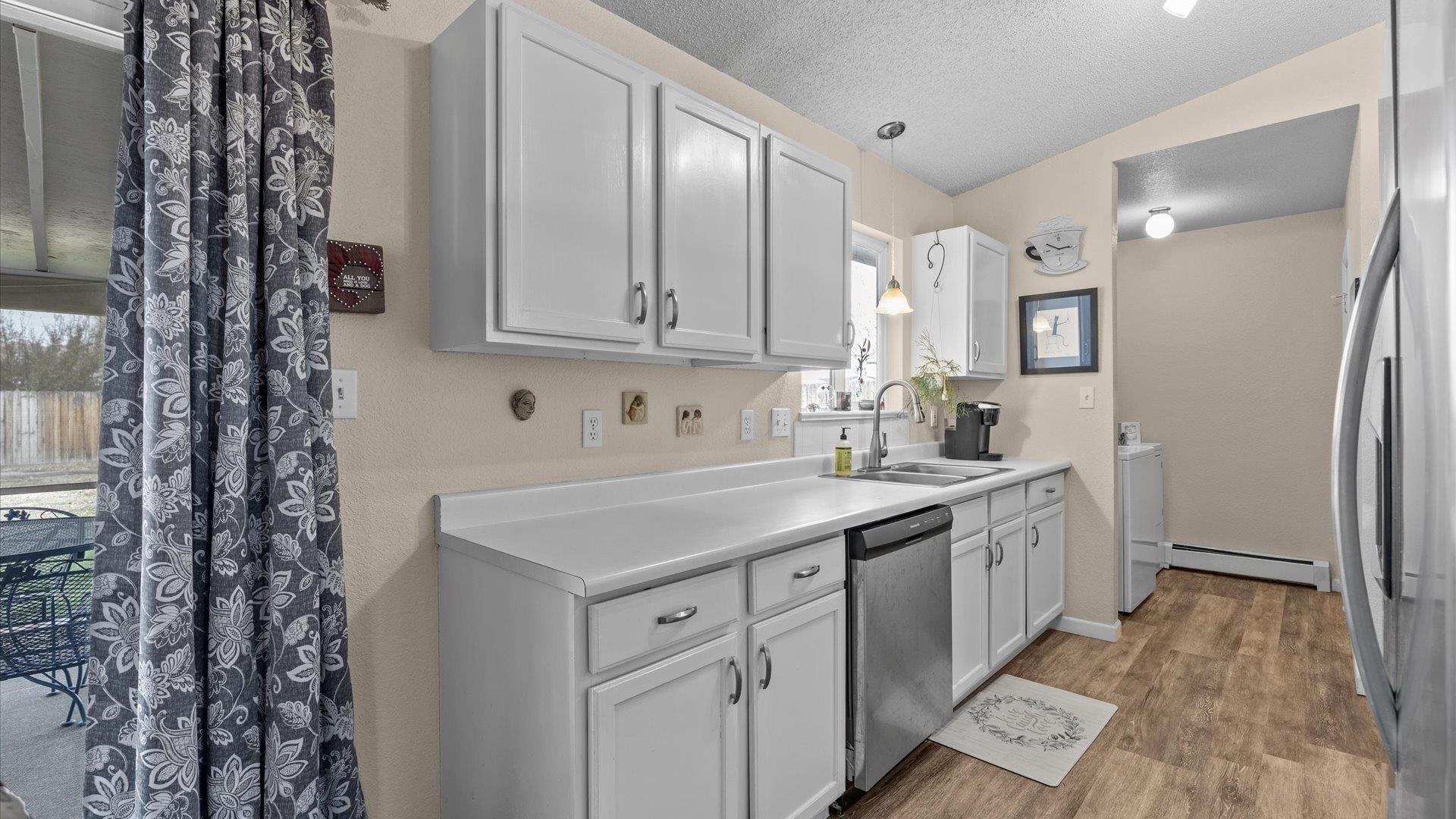 3280 D D 3/4 Road Clifton, CO 81520 - Photo 11 of 26