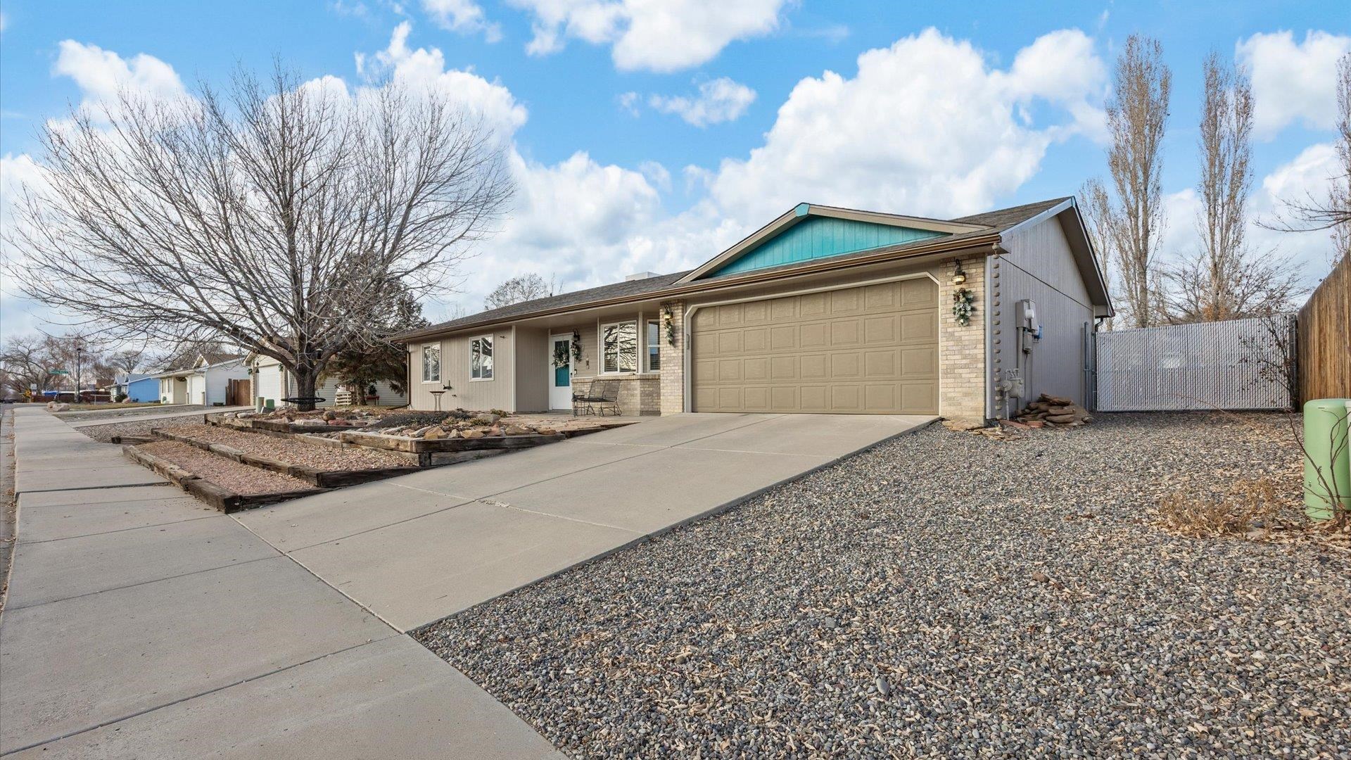 3280 D D 3/4 Road Clifton, CO 81520 - Photo 3 of 26