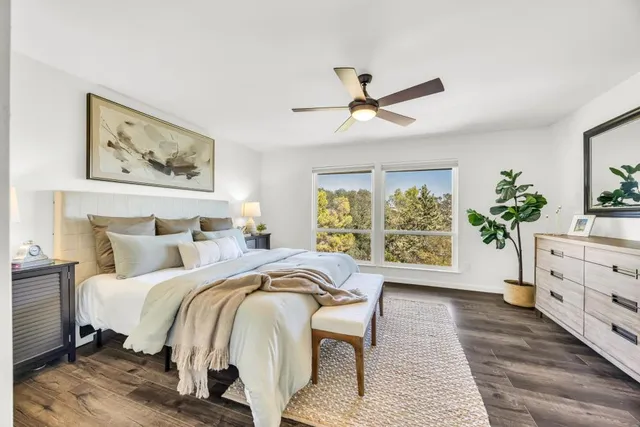 a view of livingroom with furniture and wooden floor