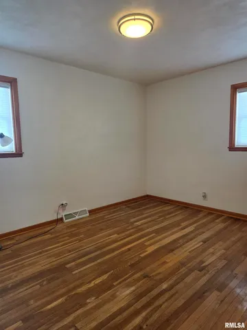 $138,000 | 14 Hiel Drive, Bushnell, IL 61422