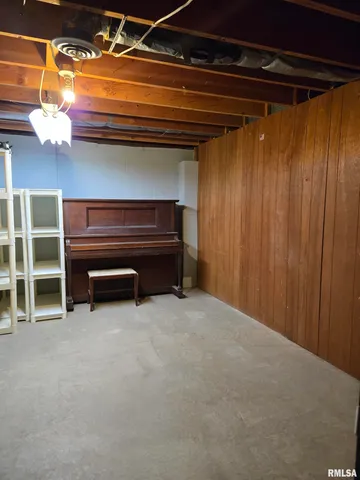 $138,000 | 14 Hiel Drive, Bushnell, IL 61422