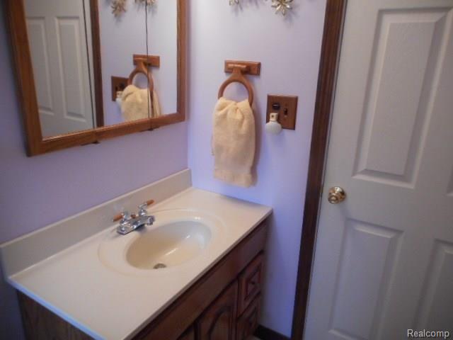 41124 Savage Road Belleville, MI 48111 - Photo 25 of 88 DSCN6097.JPG