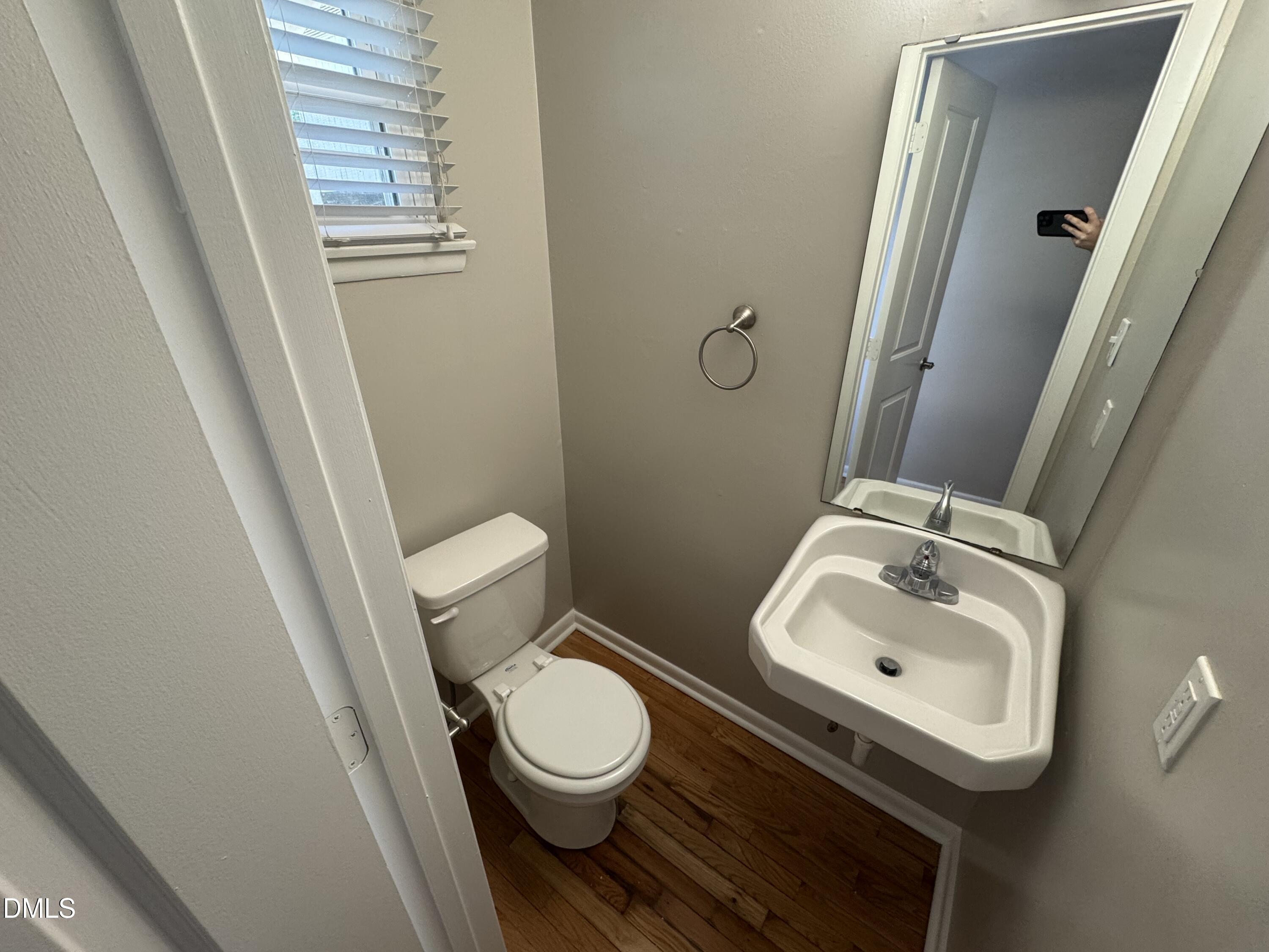 2616 Noble Road, Unit B Raleigh, NC 27608 - Photo 4 of 7 IMG_7326