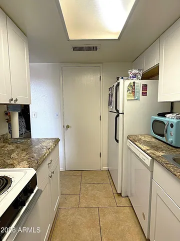 $699,000 | 2020 North Hunt Circle, Mesa, AZ 85203