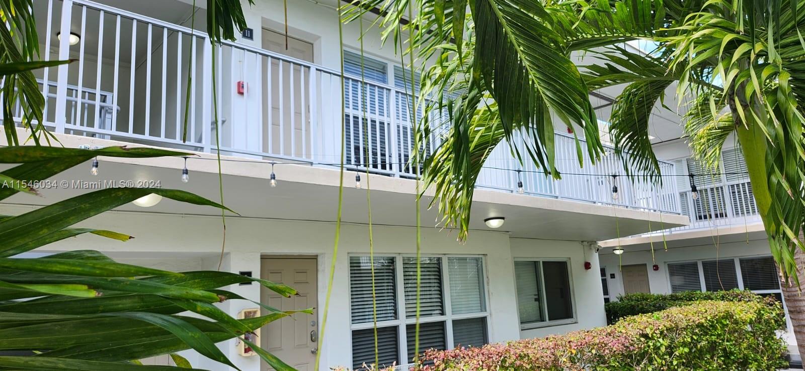 9800 East Bay Harbor Dr Unit 11  