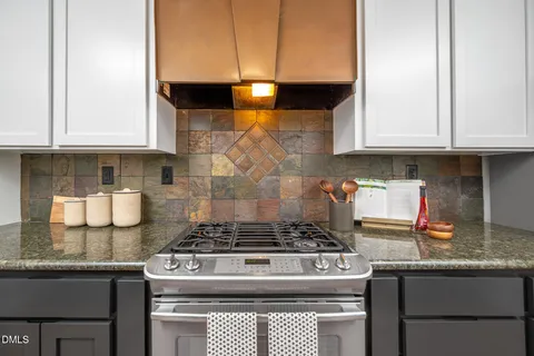 $739,000 | 1109 Sourwood Circle, Chapel Hill, NC 27517
