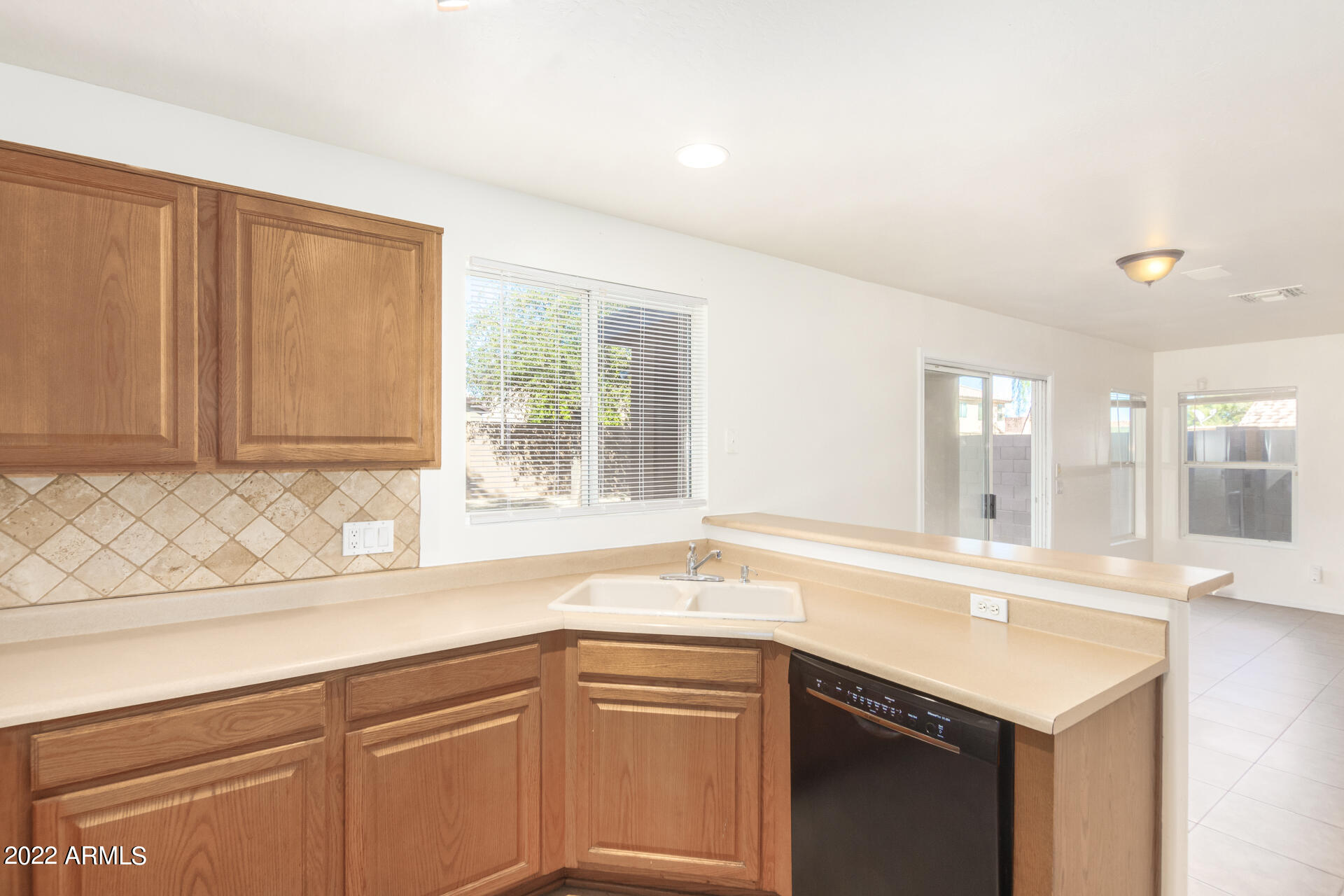 12242 West Bloomfield Road El Mirage, AZ 85335 - Photo 13 of 32 16-Bloomfield