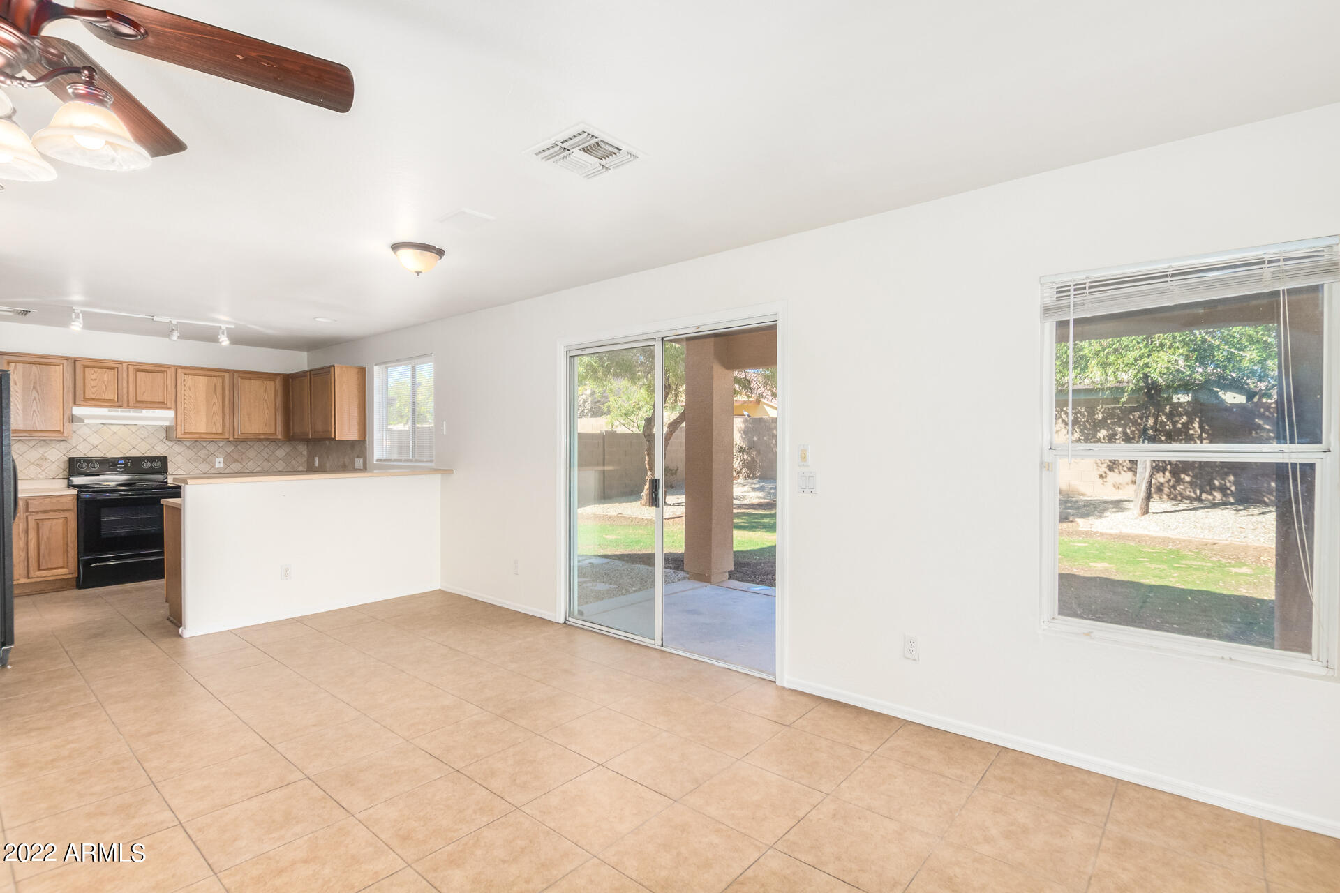12242 West Bloomfield Road El Mirage, AZ 85335 - Photo 10 of 32 13-Bloomfield