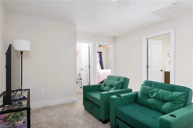 $304,500 | 1419 Prospect Hl Street, Kernersville, NC 27284