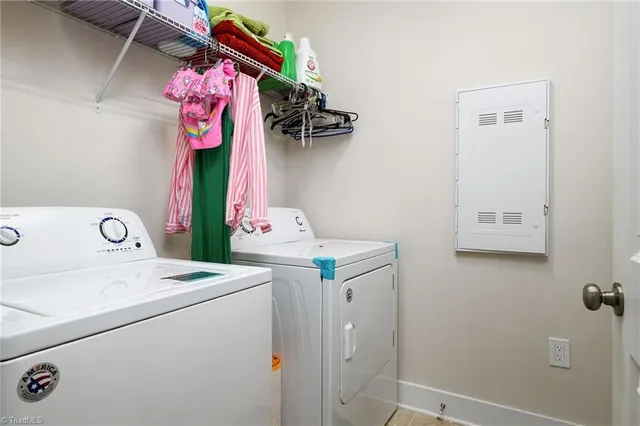 $304,500 | 1419 Prospect Hl Street, Kernersville, NC 27284