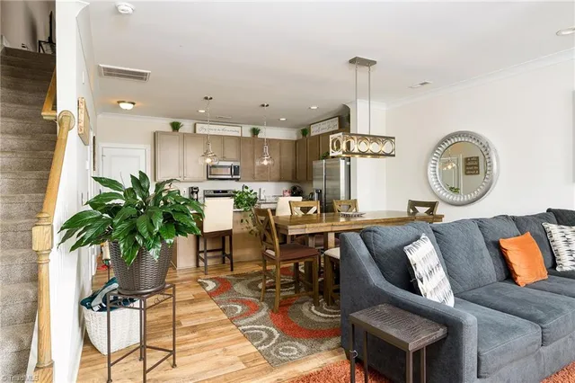 $304,500 | 1419 Prospect Hl Street, Kernersville, NC 27284