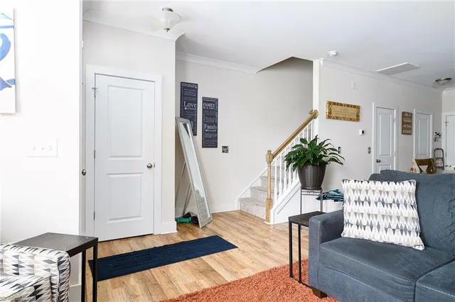 $304,500 | 1419 Prospect Hl Street, Kernersville, NC 27284