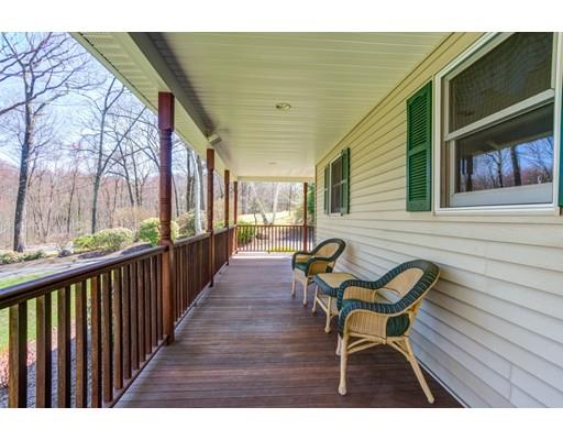 127 Cross Road Holyoke, MA 01040 - Photo 3 of 30