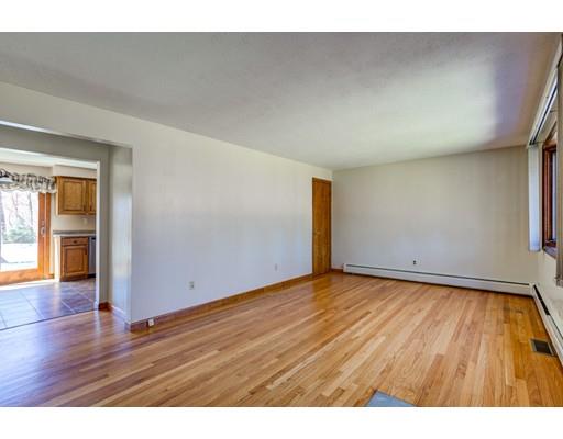 127 Cross Road Holyoke, MA 01040 - Photo 7 of 30