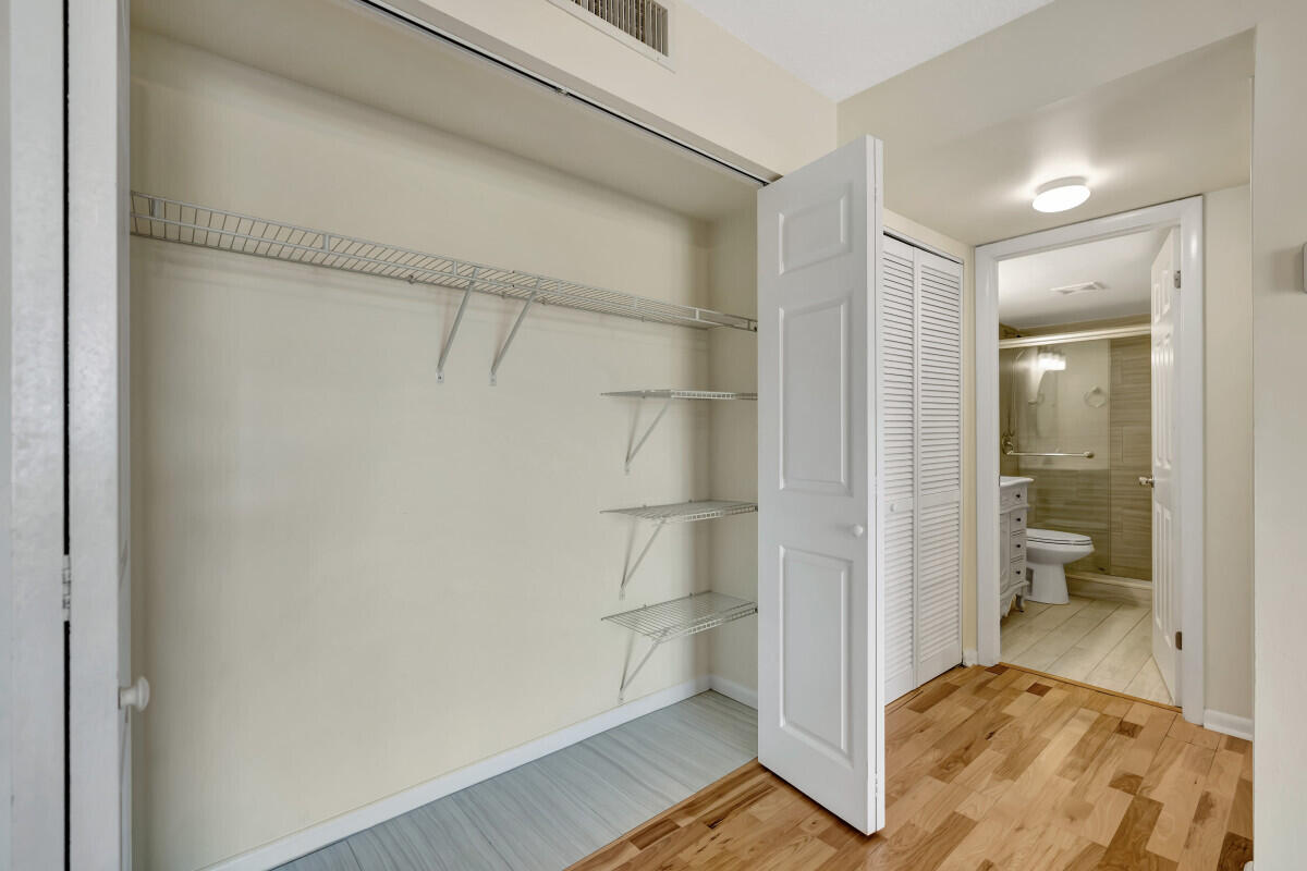 150 Pineview Road, Unit B2 Jupiter, FL 33469 - Photo 13 of 13 a view of bathroom