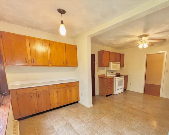 $1,600 | 99 Castle Creek Road, Unit 1, Binghamton, NY 13901