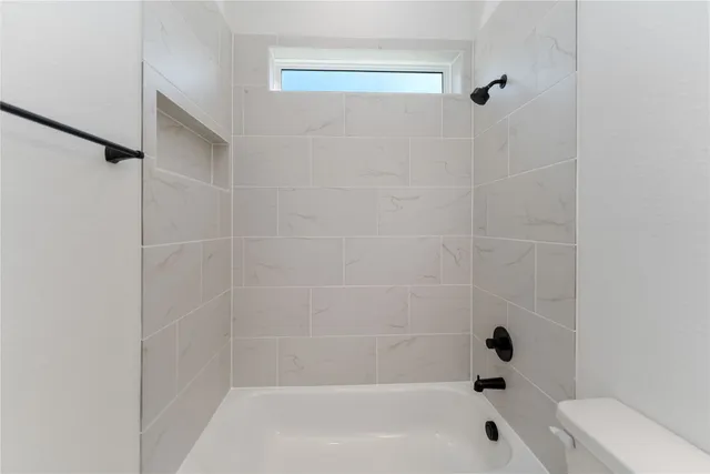 $440,000 | 4713 Mallow Street, Unit E/F, Houston, TX 77033