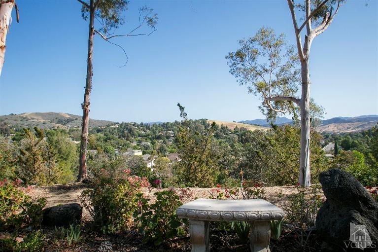 1815 La Granada Drive Thousand Oaks, CA 91362 - Photo 22 of 38 a view of a table and chairs in the balcony