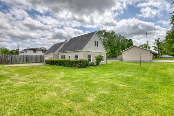 $325,000 | 4325 West Grange Avenue, Greenfield, WI 53220
