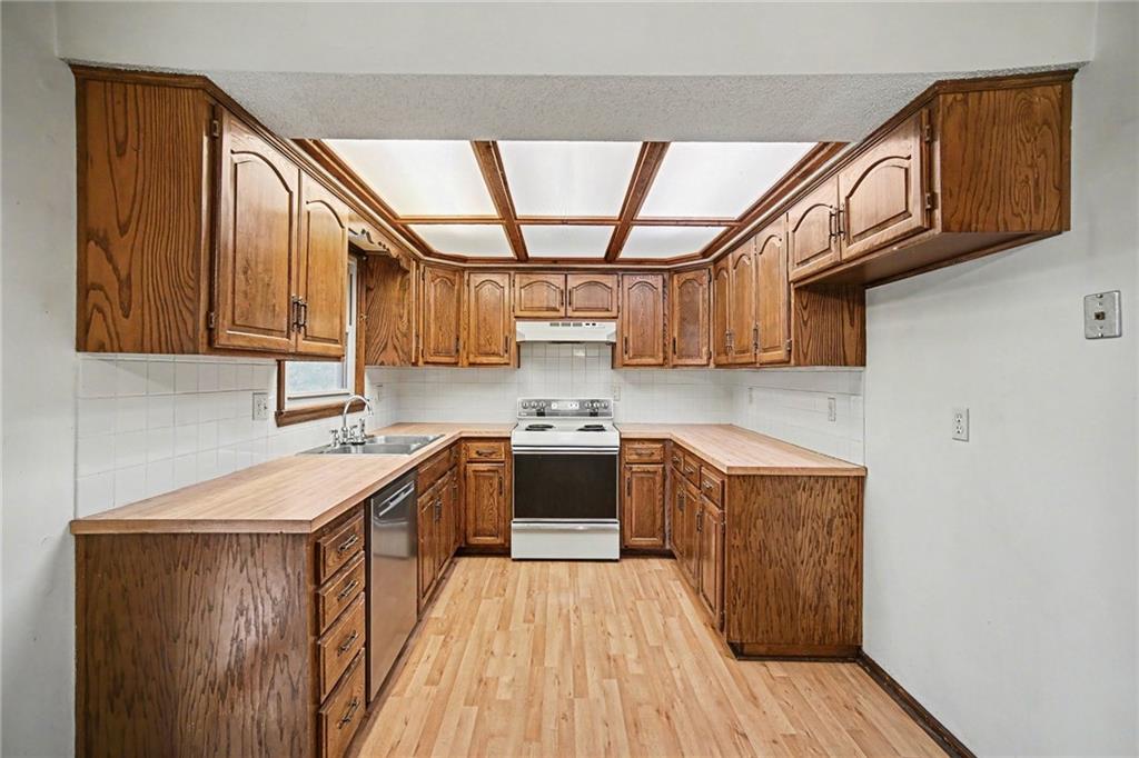 1100 Northeast 115 Street Kansas City, MO 64155 - Photo 12 of 30