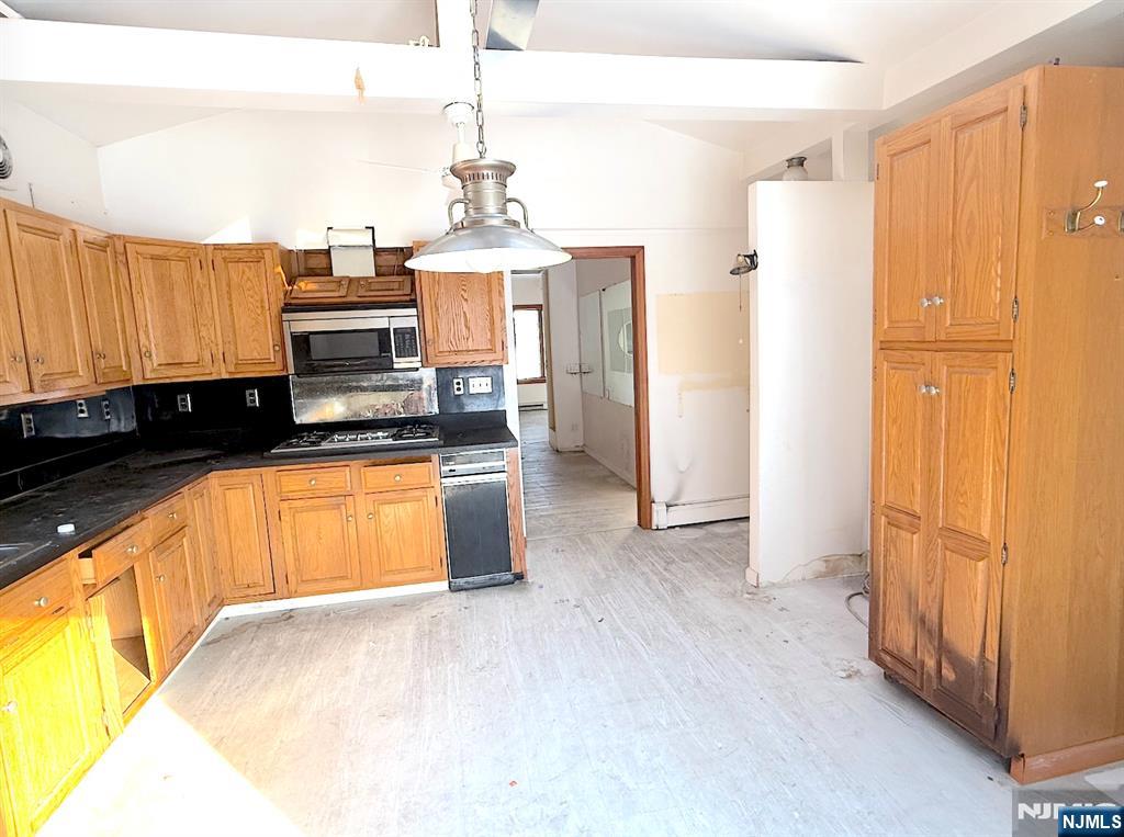 494 Orchard Street Englewood, NJ 07631 - Photo 10 of 20