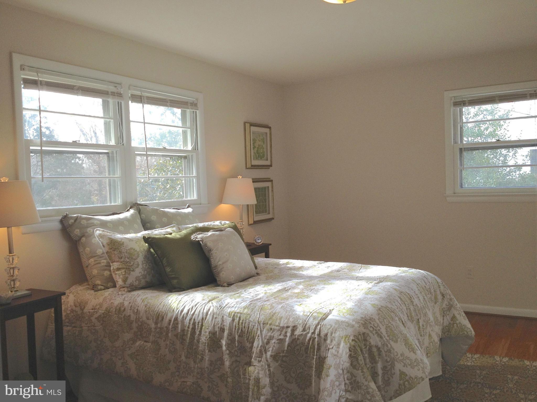 6801 Lemon Road McLean, VA 22101 - Photo 19 of 28 Bedroom (Master)