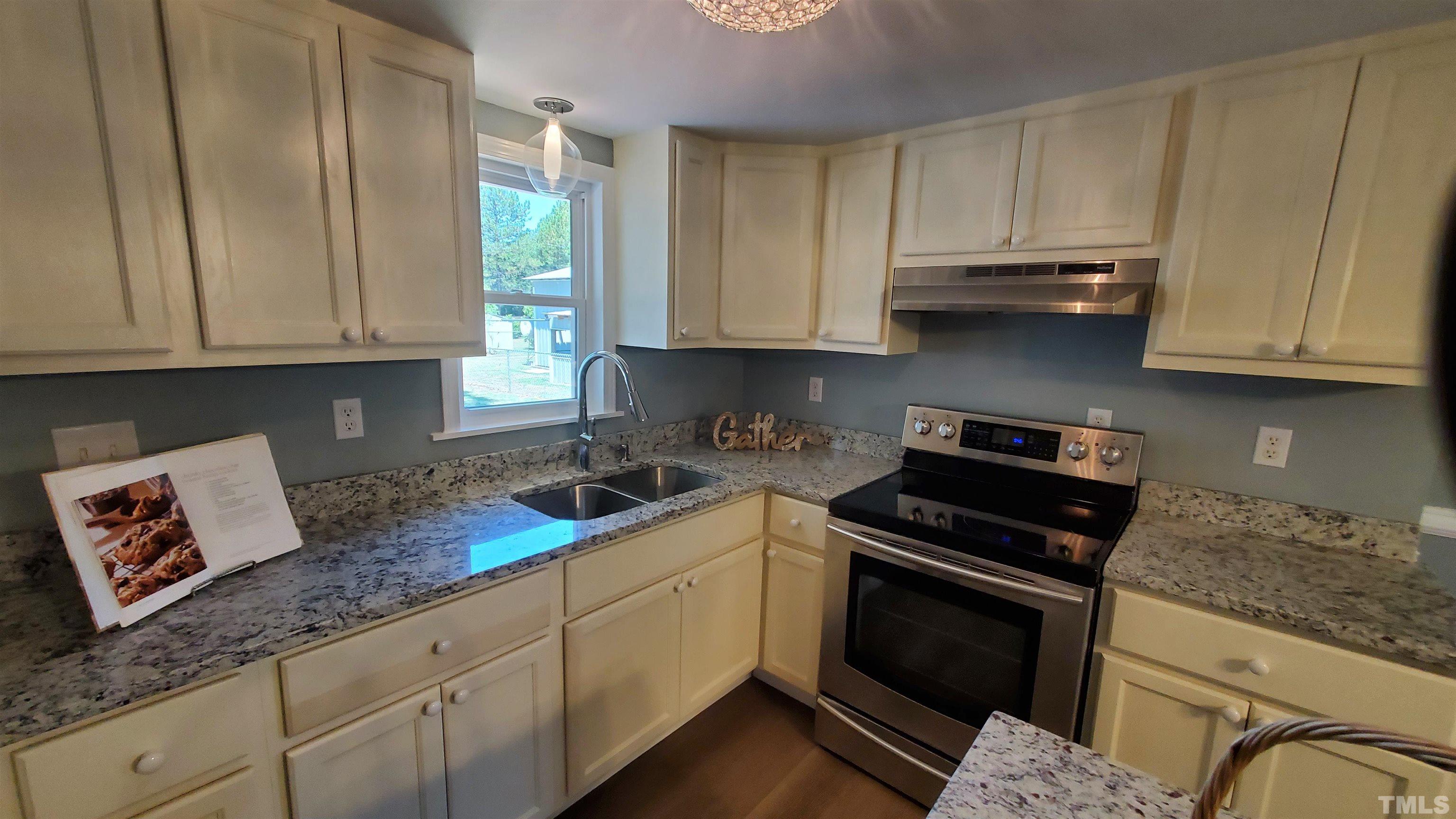 810 Raiford Road Erwin, NC 28339 - Photo 12 of 19 Gallery Image 12