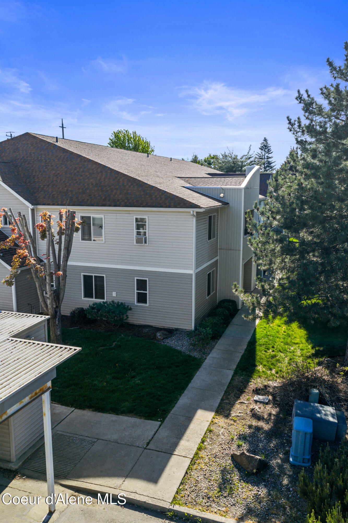 304 North Greensferry Road, Unit 108 Post Falls, ID 83854 - Photo 17 of 29 4_SelkirkMedia