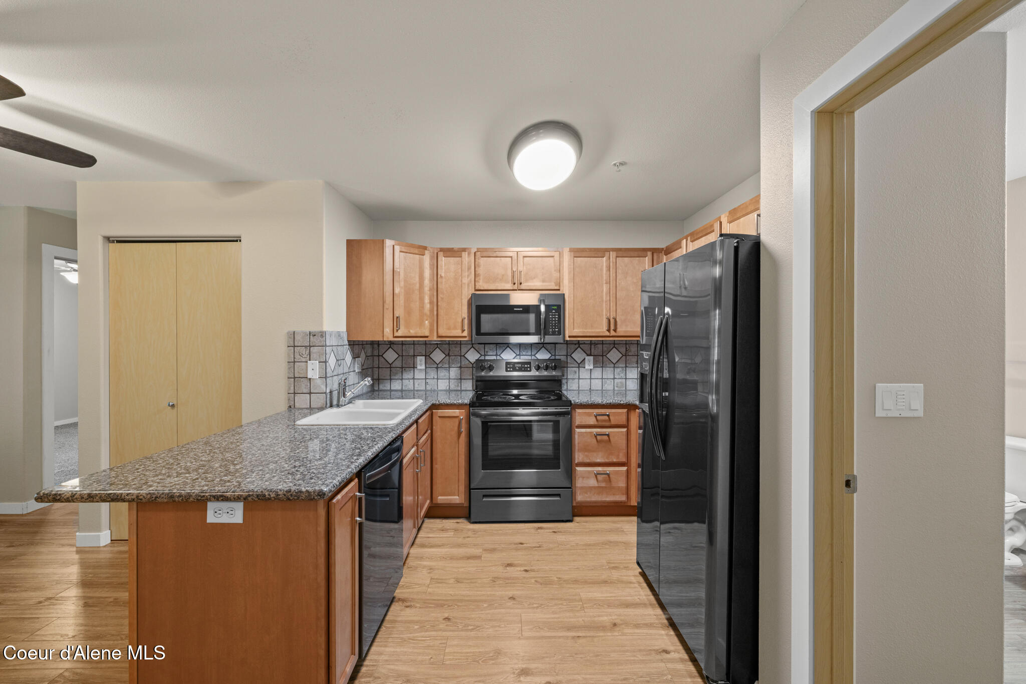 304 North Greensferry Road, Unit 108 Post Falls, ID 83854 - Photo 5 of 29 14_SelkirkMedia
