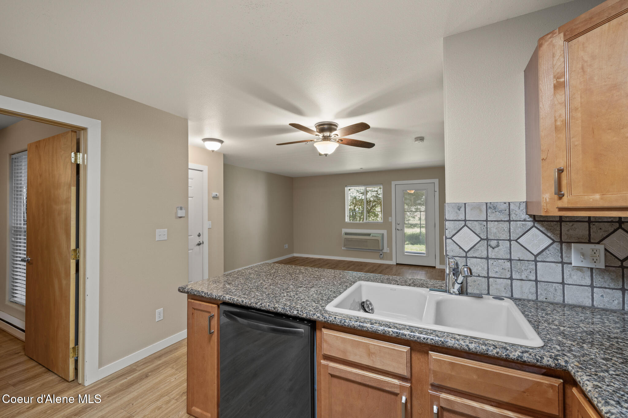 304 North Greensferry Road, Unit 108 Post Falls, ID 83854 - Photo 6 of 29 15_SelkirkMedia