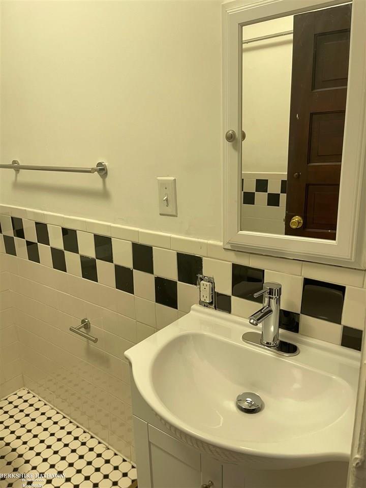 3930 Trumbull, Unit 2 Detroit, MI 48208 - Photo 12 of 17