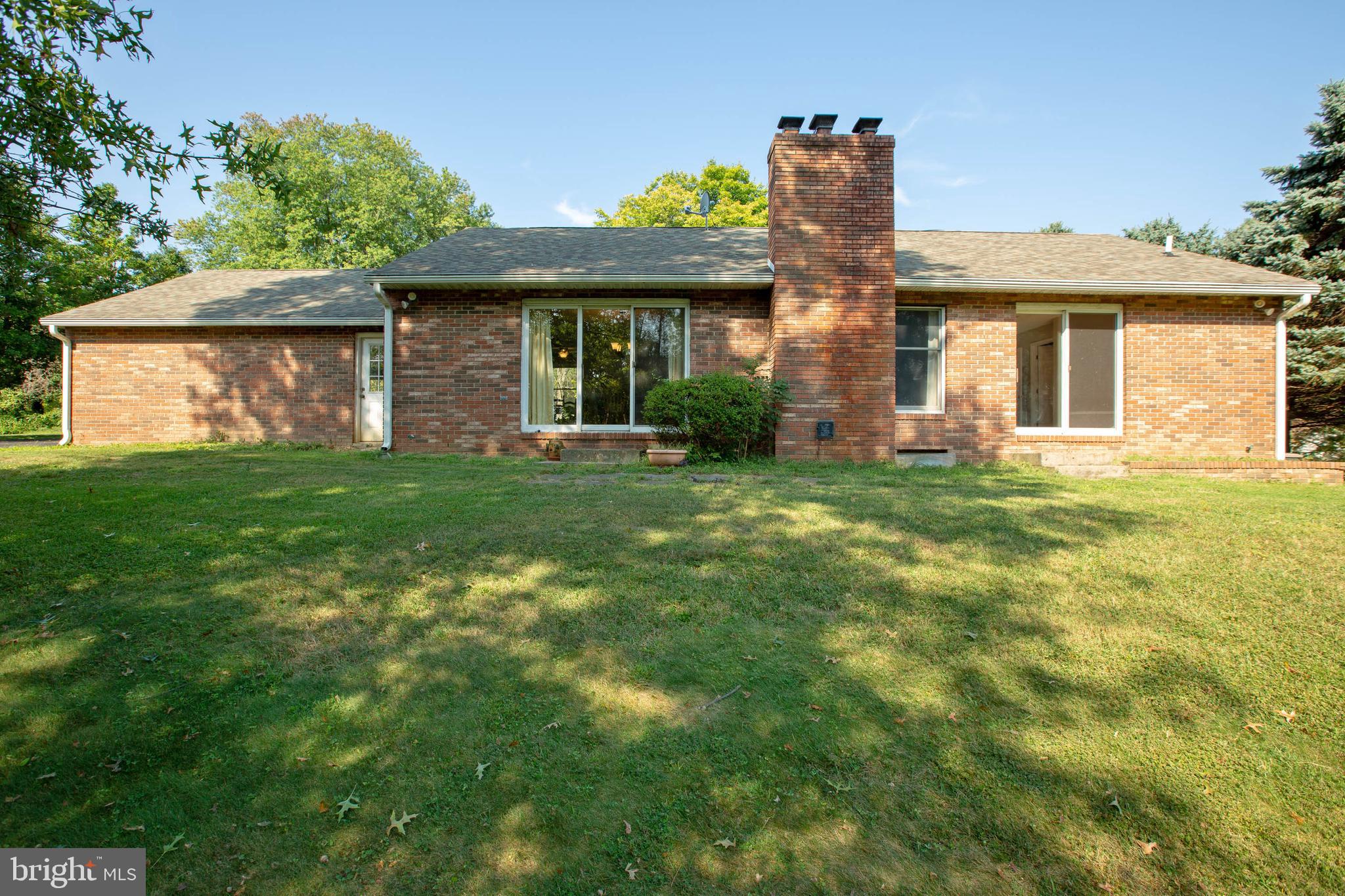 3009 Basford Road Frederick, MD 21703 - Photo 3 of 35 Solid brick home, spacious yard!