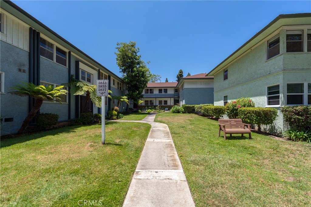 5835 Bowcroft Street, Unit 2 Los Angeles, CA 90016 - Photo 27 of 32