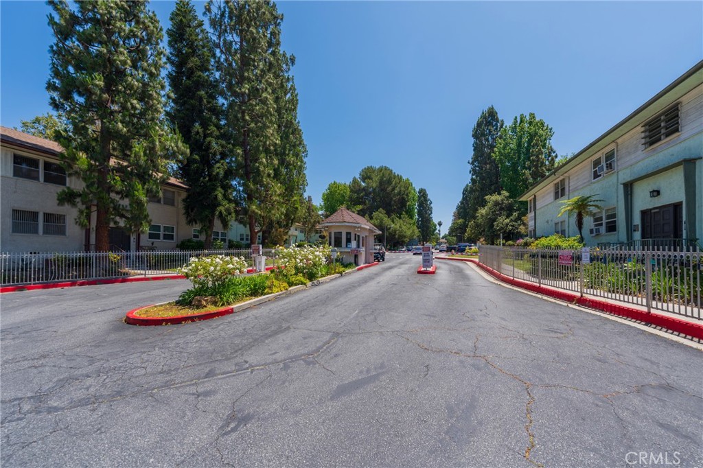 5835 Bowcroft Street, Unit 2 Los Angeles, CA 90016 - Photo 32 of 32