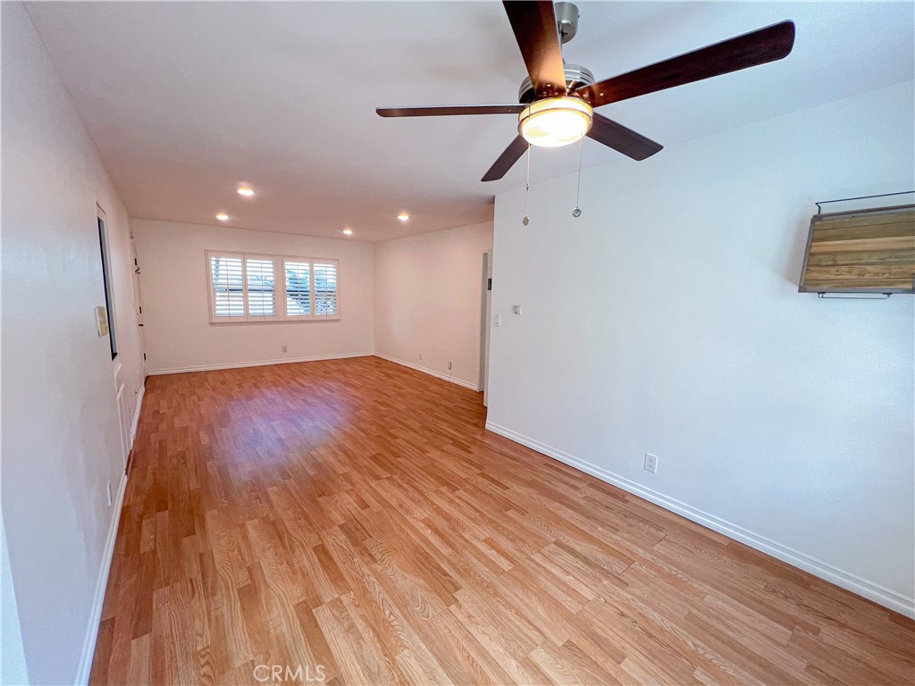 5835 Bowcroft Street, Unit 2 Los Angeles, CA 90016 - Photo 6 of 32