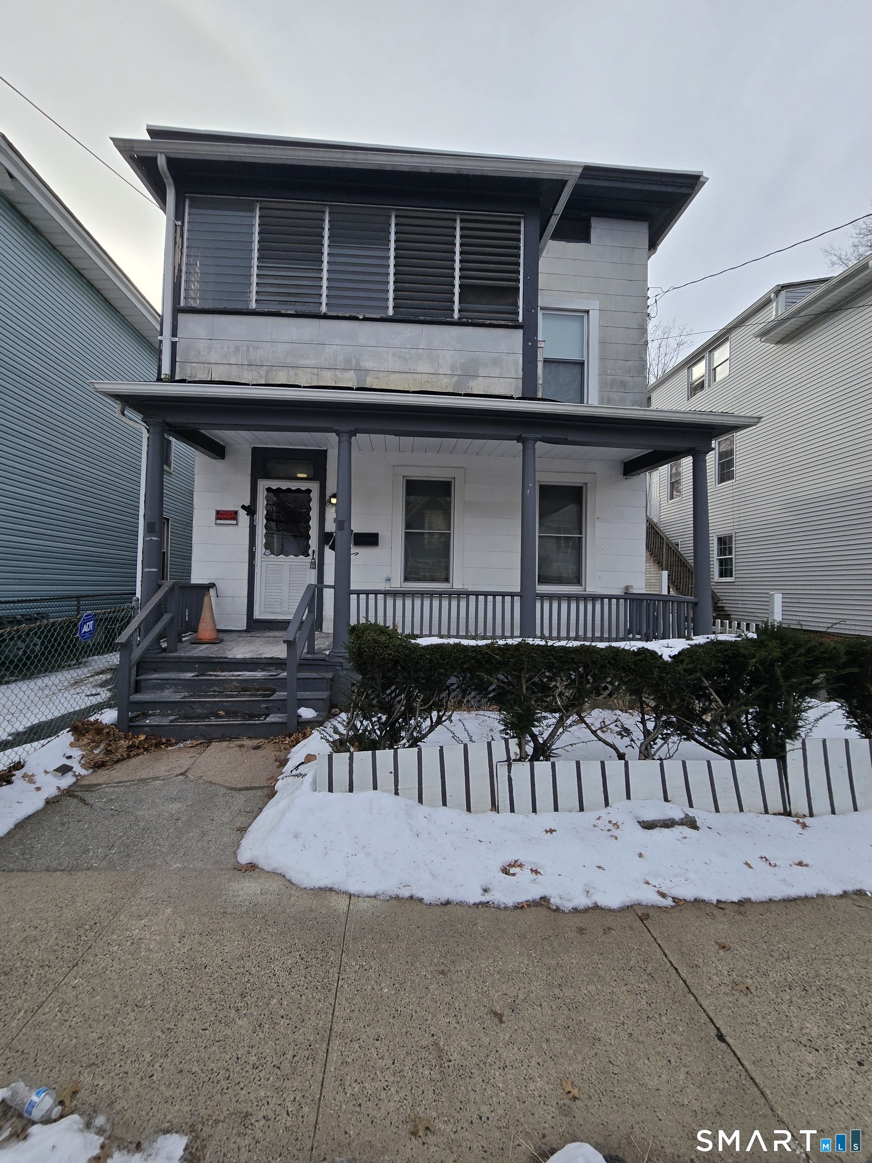 80 Dickerman Street New Haven, CT 06511 - Photo 1 of 31 a front view of a house