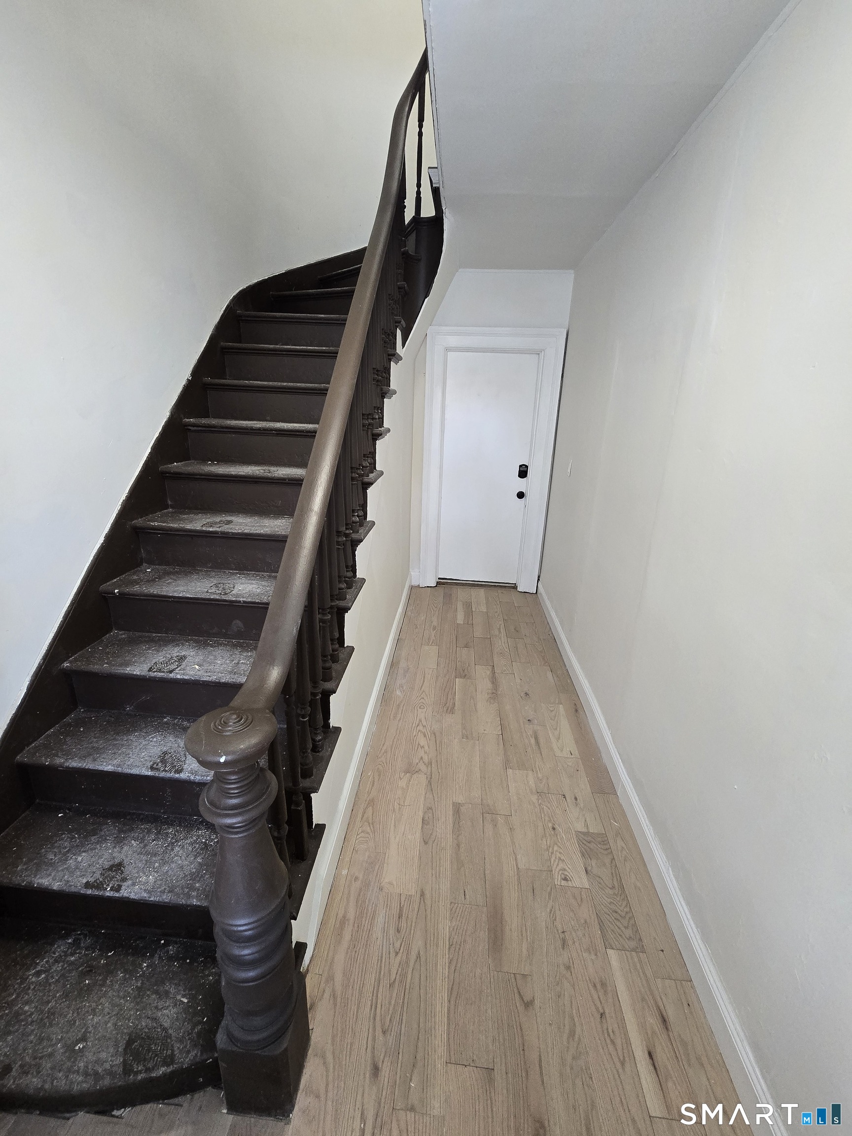 80 Dickerman Street New Haven, CT 06511 - Photo 15 of 31 a view of entryway