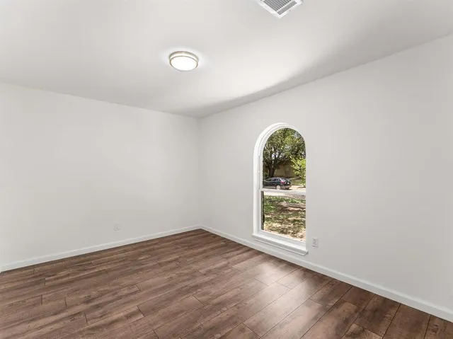 $2,600 | 1824 Arundel Drive, Carrollton, TX 75007