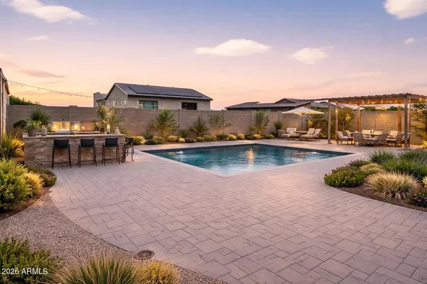 $589,000 | 810 East Hopi Trail, Phoenix, AZ 85042