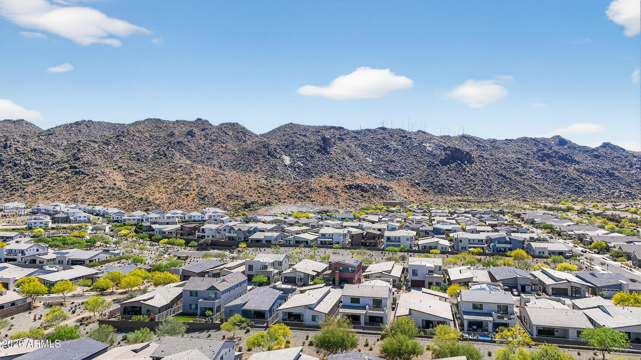 810 East Hopi Trail Phoenix, AZ 85042 - Photo 35 of 48 a view of a city