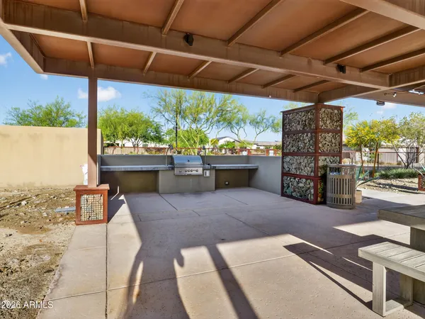 $589,000 | 810 East Hopi Trail, Phoenix, AZ 85042
