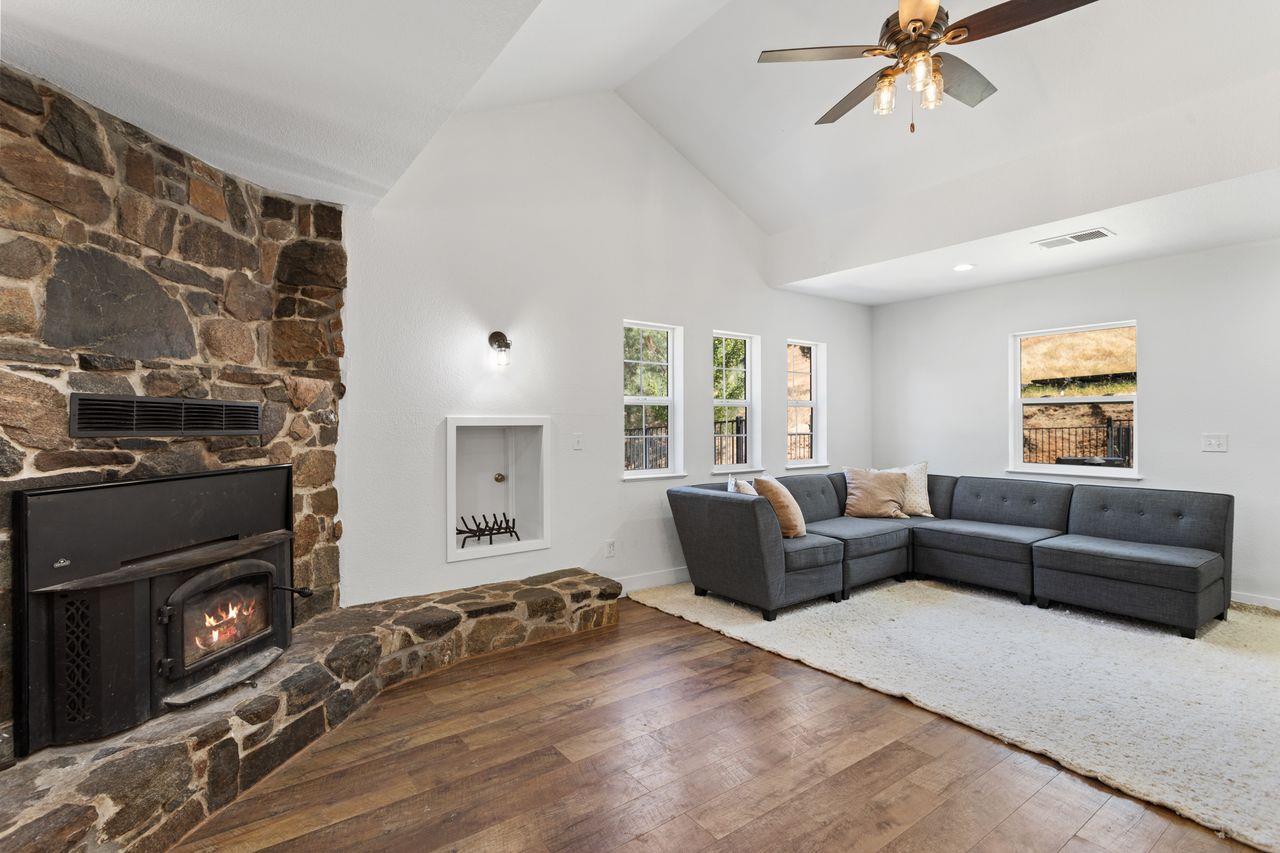 3266 Campbell Circle Rescue, CA 95672 - Photo 14 of 44 Lots of space for large pieces, family, and parties