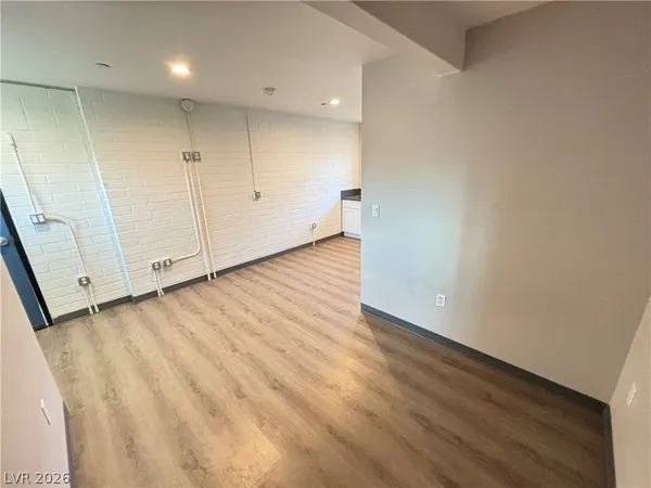 $825 | 218 South 11th Street, Unit 5, Las Vegas, NV 89101