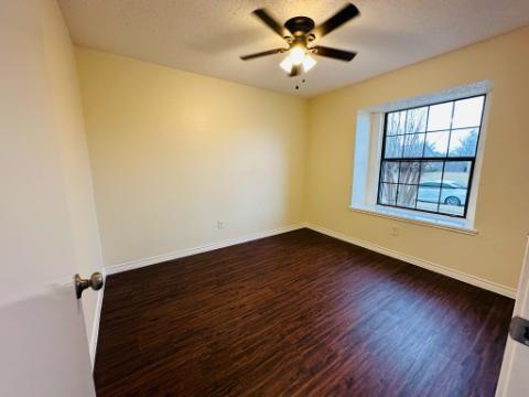 205 Apollo Road Garland, TX 75040 - Photo 10 of 12