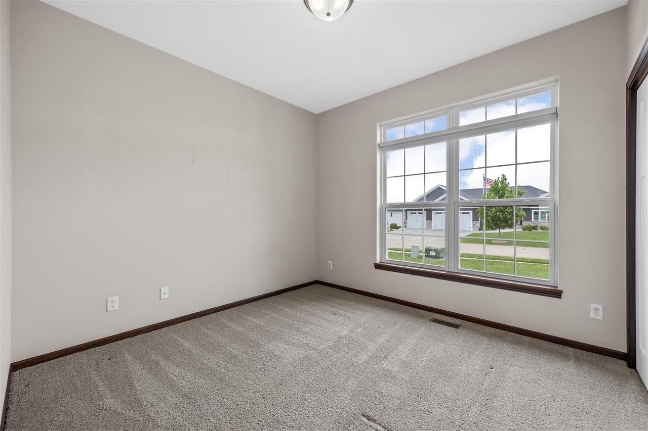 3025 Ridgeview Drive Ely, IA 52227 - Photo 29 of 46 Gallery Image 29