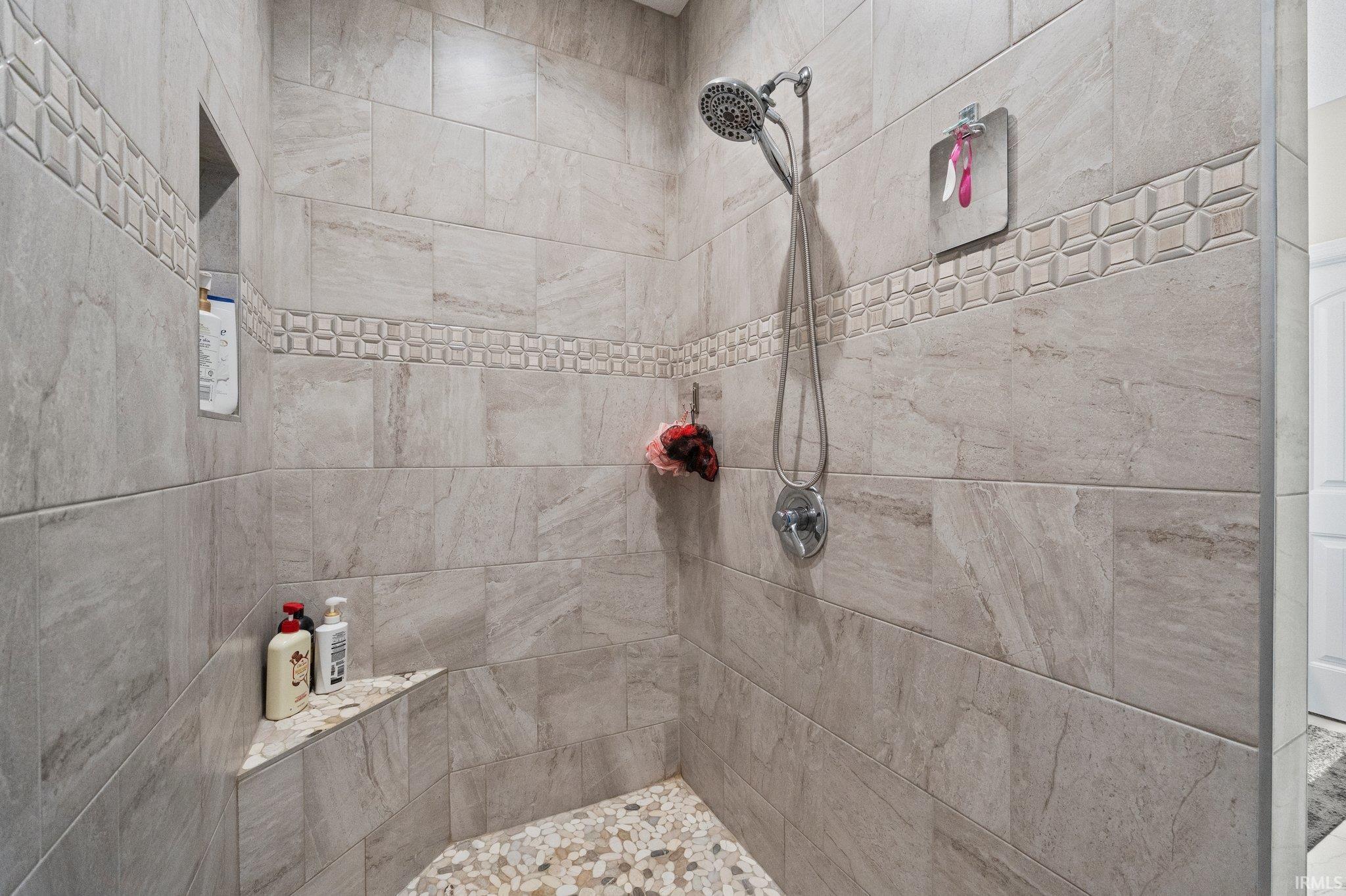 10727 Eagle Riv Run Fort Wayne, IN 46845 - Photo 24 of 35 Gallery Image 24